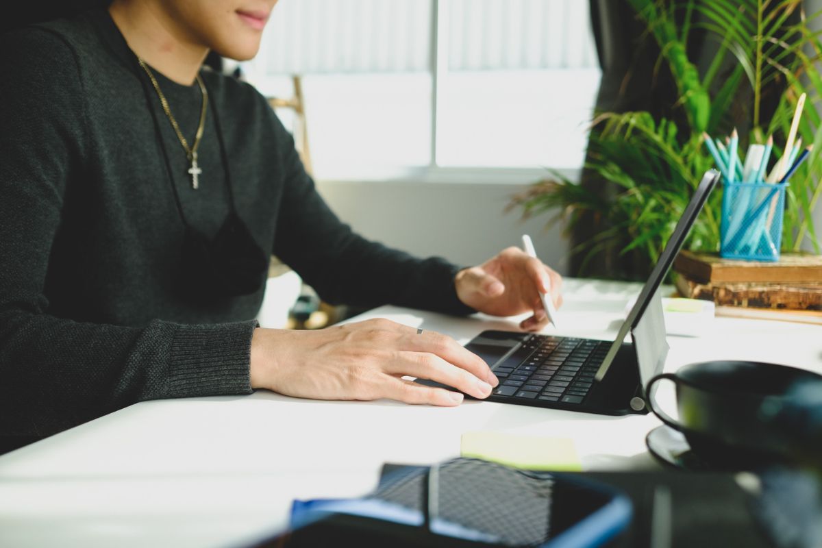 Comment bien gérer son e-réputation en tant que professionnel de la communication ? 