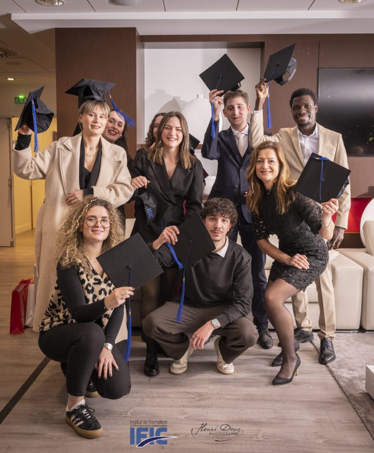 11-12-24 - Remise des diplomes IFIC © Henri Derus Photographie 104