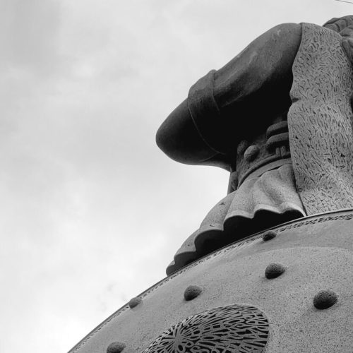 Une œuvre de pierre et de mémoire