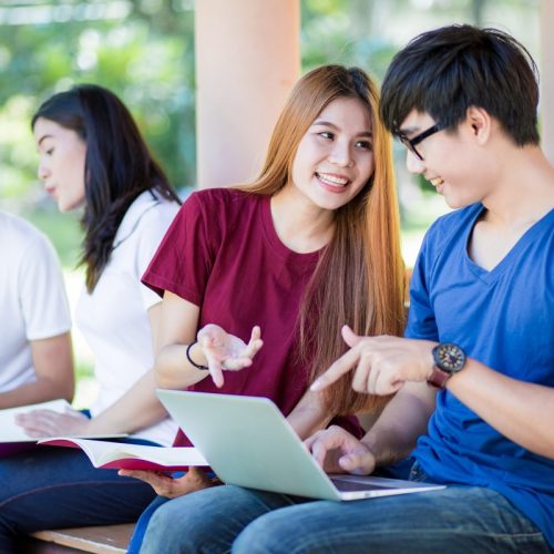 Améliorer ses compétences en communication écrite et orale : 7 stratégies infaillibles