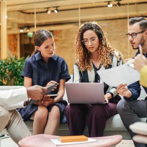 Comment bâtir une stratégie de communication institutionnelle efficace à l&rsquo;ère numérique ?
