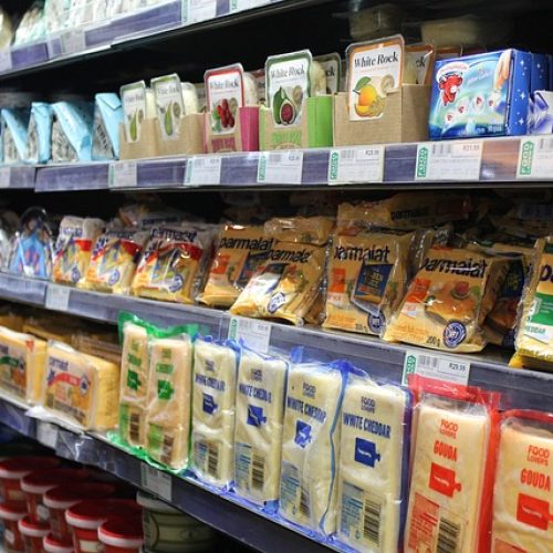 Tour de vis contre les épiceries de nuit et la vente d’alcool à emporter