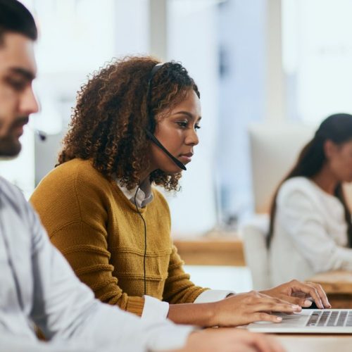 Quelles sont les compétences essentielles pour une carrière en communication ?